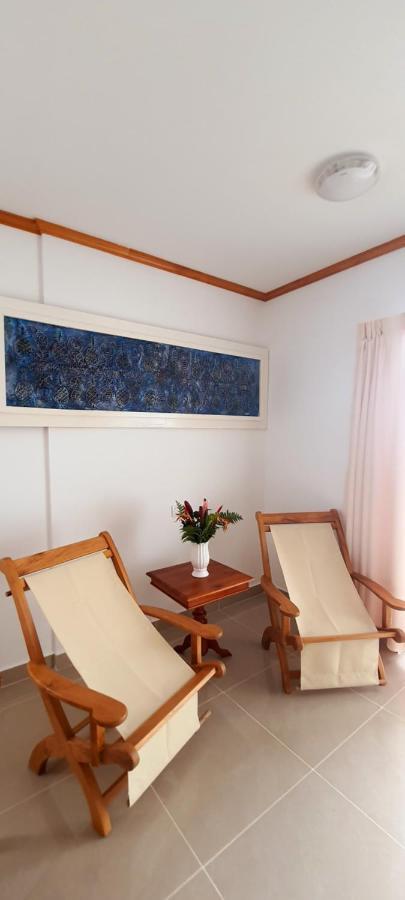 Le Chant De Merle Self -Catering Studios And Apartments Mahe Island Eksteriør billede