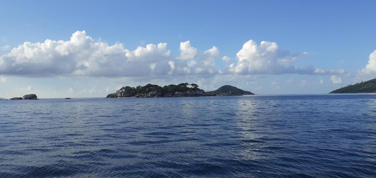 Le Chant De Merle Self -Catering Studios And Apartments Mahe Island Eksteriør billede